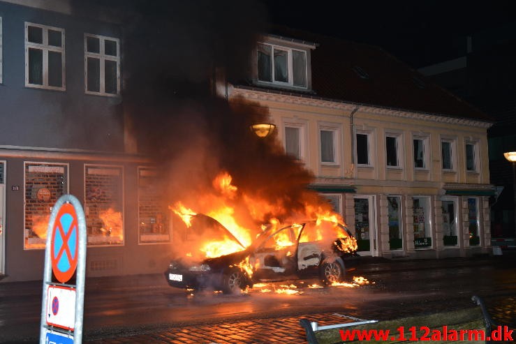 Bilbrand. Kirkegade i Vejle. 17/01-2015. Kl. 01:06.