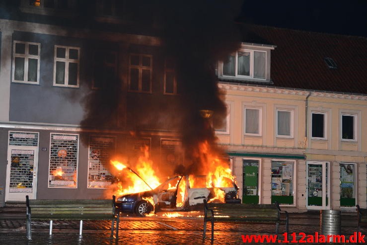 Bilbrand. Kirkegade i Vejle. 17/01-2015. Kl. 01:06.