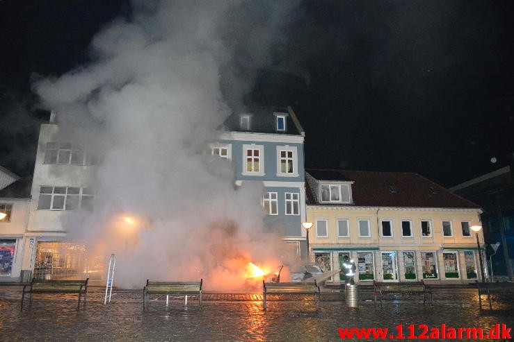 Bilbrand. Kirkegade i Vejle. 17/01-2015. Kl. 01:06.