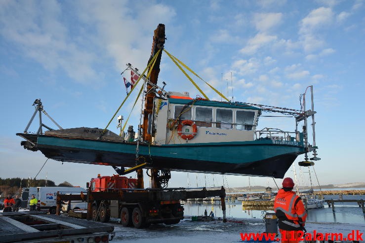 Sara Maatje XVI sank inde i Brejning Havn. 25/01-2015. 