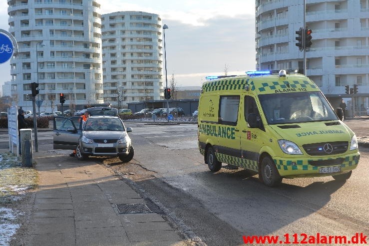 Mindre Trafikuheld. Vestre Engvej og Boulevarden i Vejle. 04/02-2015. Kl. 9:38.