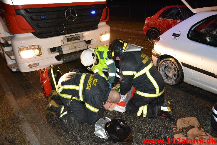 ! ØVELSE ! FUH med fastklemt. Teknikkervej 4 I Hedensted. 19/02-2015. KL. 18:27.