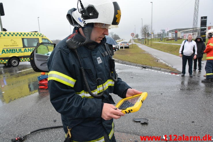 FUH med fastklemt. Horsensvej ved Bredballe. 21/02-2015. Kl. 12:48.