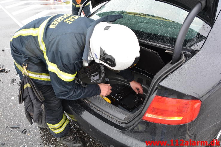 FUH med fastklemt. Horsensvej ved Bredballe. 21/02-2015. Kl. 12:48.