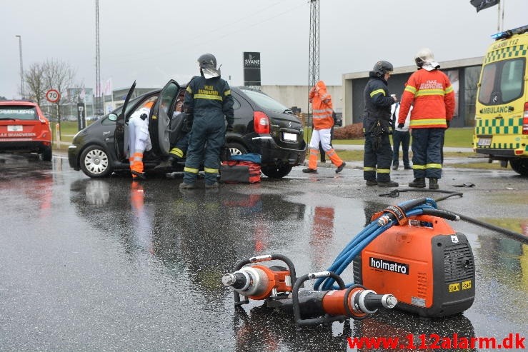 FUH med fastklemt. Horsensvej ved Bredballe. 21/02-2015. Kl. 12:48.