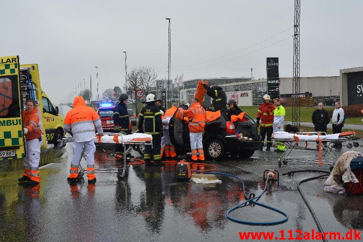 FUH med fastklemt. Horsensvej ved Bredballe. 21/02-2015. Kl. 12:48.