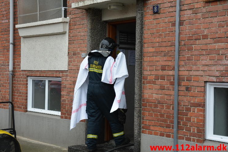 Brand i Lejlighed. Valløesgade i Vejle. 21/02-2015. Kl. 13:54.