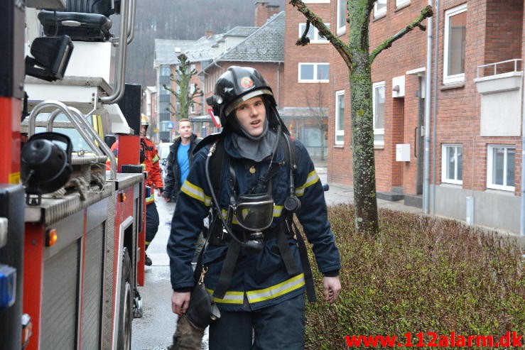 Brand i Lejlighed. Valløesgade i Vejle. 21/02-2015. Kl. 13:54.