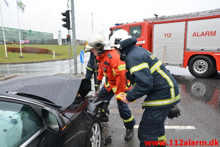 FUH med fastklemt. Horsensvej ved Bredballe. 21/02-2015. Kl. 12:48.