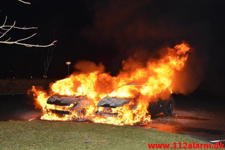 Bilbrand. Løget Center 69 i Vejle. 22/02-2015. Kl. 23:41.