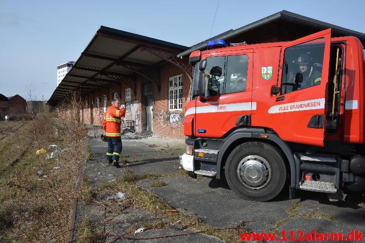 Brand i Industri. Gammelhavn 6 i Vejle. 22/03-2015. Kl. 14:27.