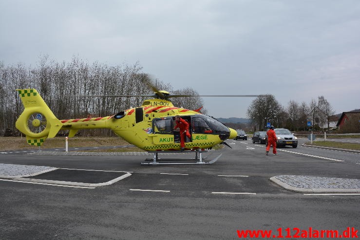 Alvorligt trafikuheld. Jennumvej og Bredstenvej ved Skibet. 27/03-2015. Kl. 14:43.