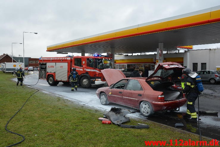 Bilbrand. Shell Horsensvej i Vejle. 2/03-2015. Kl. 15:24.