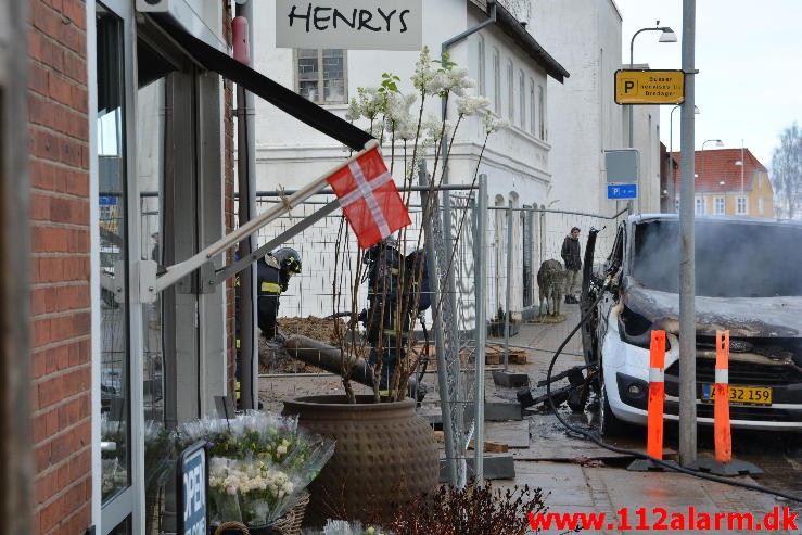 Bilbrand. Gormsgade i Jelling. 3/03-2015. Kl. 11:03.