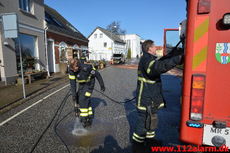 Bilbrand. Gormsgade i Jelling. 3/03-2015. Kl. 11:03.