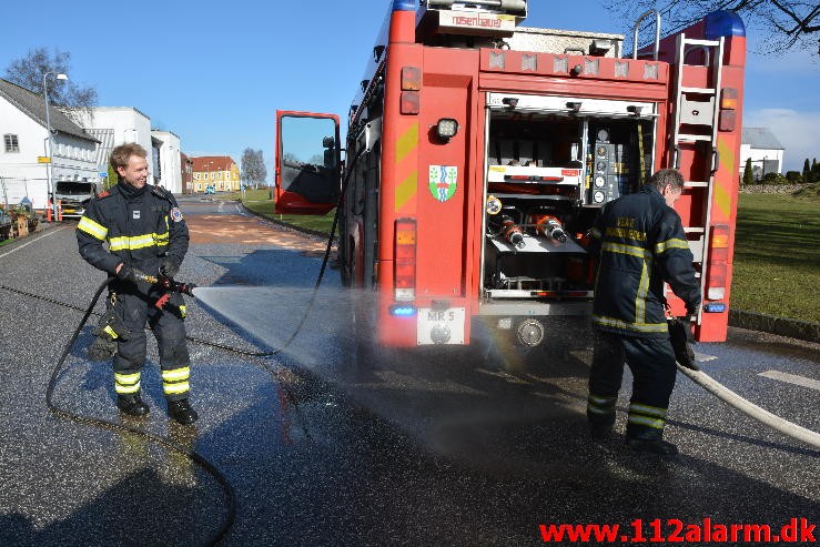 Bilbrand. Gormsgade i Jelling. 3/03-2015. Kl. 11:03.