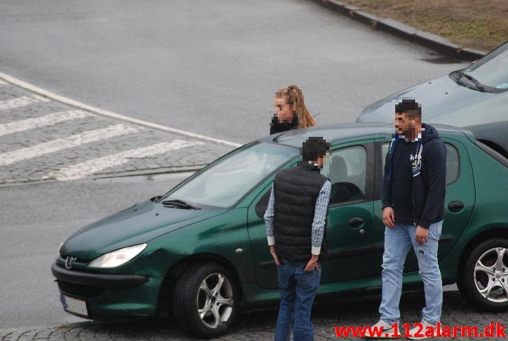 Mindre Trafikuheld. Skolegade og Boulevarden i Vejle. 06/03-2015. Kl. 12:08.