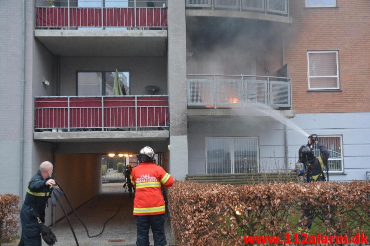 Brand Etageejendom. Grønnegade i Vejle. 10/04-2015. KL. 06:42.