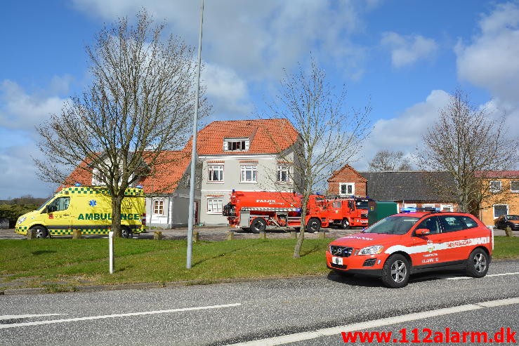 Brand i Etageejendom. Ribevej 36 i Ødsted. 13/04-2015. Kl. 12:12.