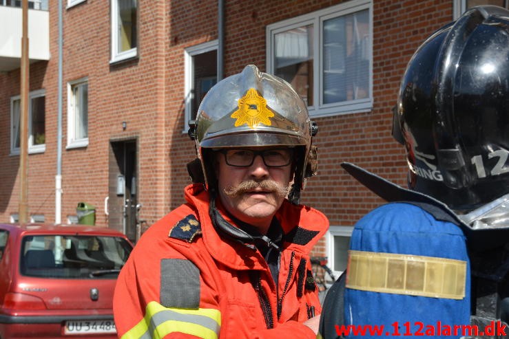 Brand Etageejendom. Mindegade 25 i Vejle. 20/04-2015. Kl. 13:23.