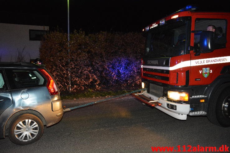 FUH med fastklemt. Mølvangvej 75 Jelling. 08/04-2015. Kl. 21:20.