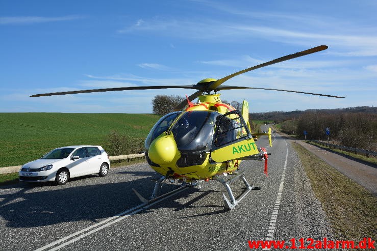 Alvorligt trafikulykke. Vingstedvej ved Vingsted. 09/04-2015. KL. 16:23.