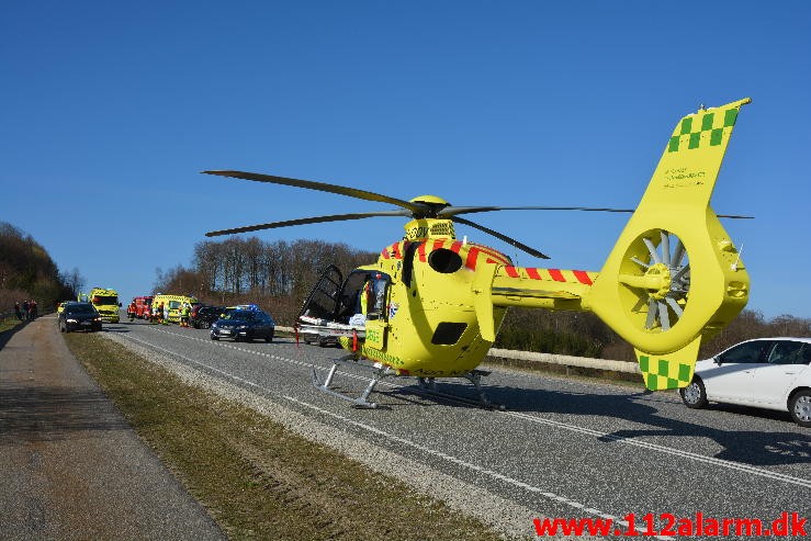 Alvorligt trafikulykke. Vingstedvej ved Vingsted. 09/04-2015. KL. 16:23.