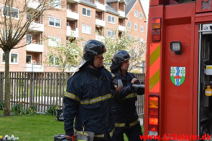 Brand i Etageejendom. Østerled 8 i Vejle. 07/05-2015. Kl. 16:14.