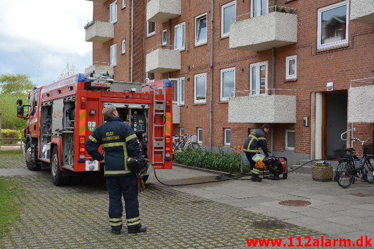 Brand i Etageejendom. Østerled 8 i Vejle. 07/05-2015. Kl. 16:14.