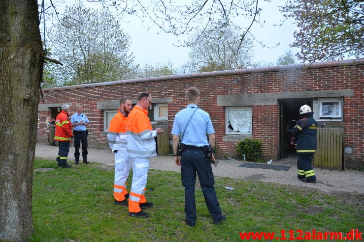 Brand i Villa. Søndervang 2 i Jelling. 10/05-2015. Kl. 20:37.