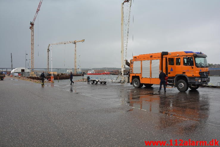 Leder efter en 40-årig mand. Havnen i Vejle. 18/05-2015. KL. 12:00.