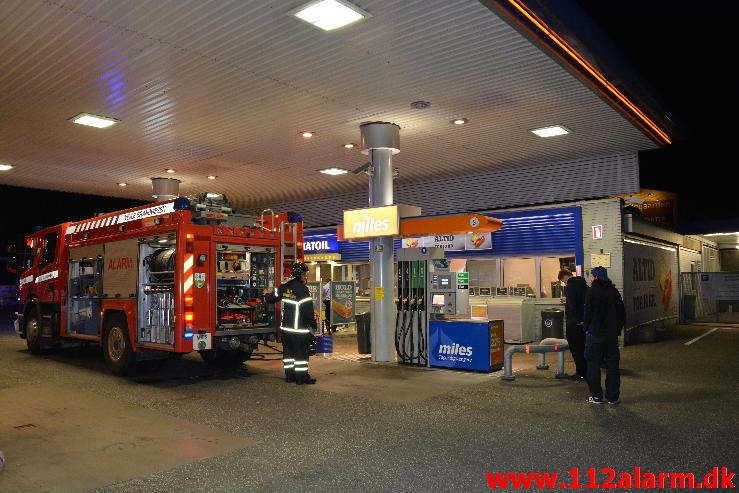 Brand i butik. Horsensvej i Vejle. 05/06-2015. Kl. 23:33.