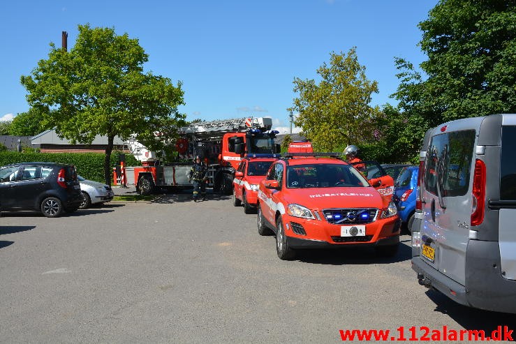 Brand i en Lejlighed. Løget Center 69 i Vejle.  09/06-2015. Kl. 10:45.