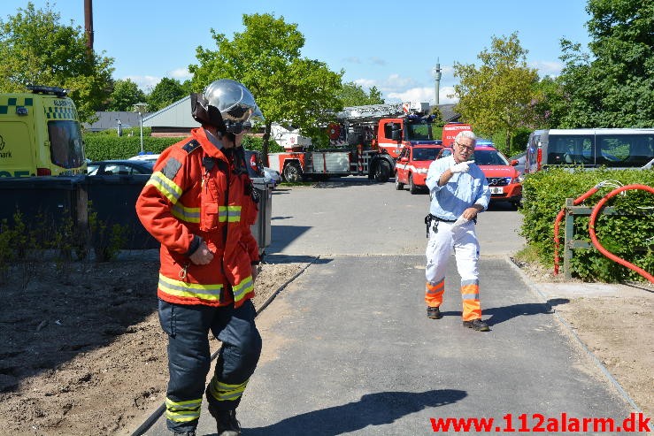 Brand i en Lejlighed. Løget Center 69 i Vejle.  09/06-2015. Kl. 10:45.