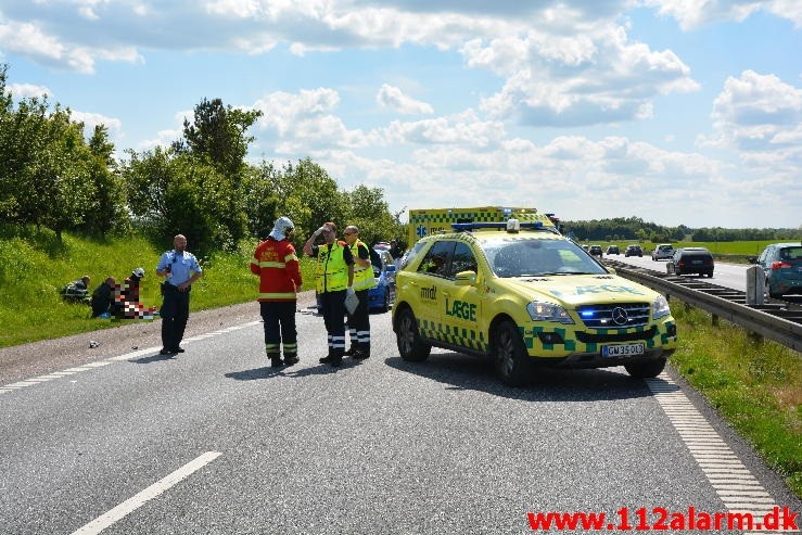 Færdselsuheld med fastklemt. Motorvejen E45 i nordgående. 12/06-2015 Kl. 15:01.