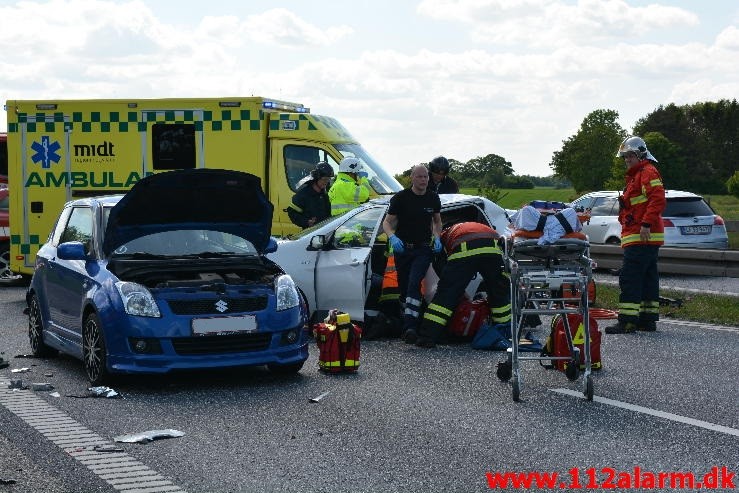 Færdselsuheld med fastklemt. Motorvejen E45 i nordgående. 12/06-2015 Kl. 15:01.