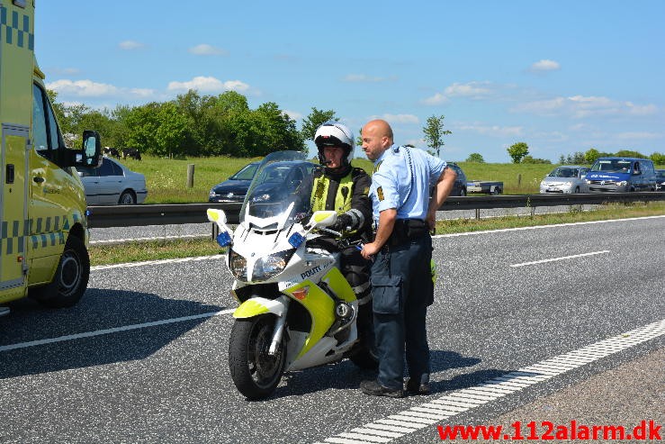 Færdselsuheld med fastklemt. Motorvejen E45 i nordgående. 12/06-2015 Kl. 15:01.