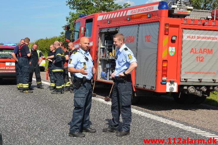 Færdselsuheld med fastklemt. Motorvejen E45 i nordgående. 12/06-2015 Kl. 15:01.