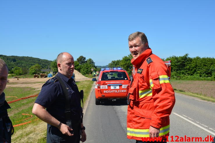 Gasledningsbrud. Vardevej Ved Knabberup. 12/06-2015. KL. 10:24.