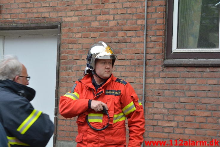 Brand i Etageejendom. Vesterbrogade 57 i Vejle. 13/06-2015. Kl. 18:01.