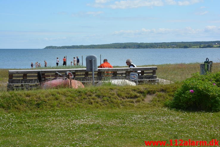 En lykkelig redningsaktion. Høll Strand G310. 28/06-2015. KL. 12:17.