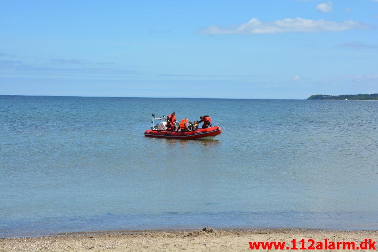 En lykkelig redningsaktion. Høll Strand G310. 28/06-2015. KL. 12:17.