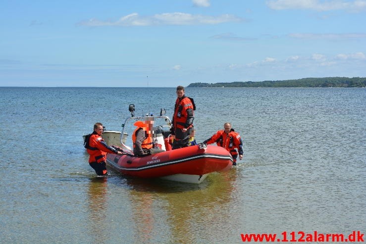 En lykkelig redningsaktion. Høll Strand G310. 28/06-2015. KL. 12:17.