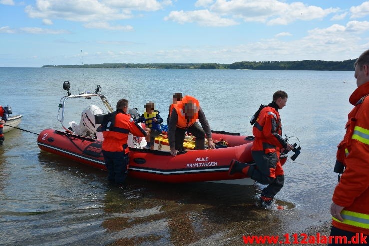 En lykkelig redningsaktion. Høll Strand G310. 28/06-2015. KL. 12:17.