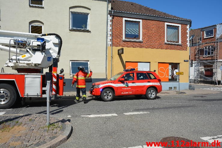 Brand i Lejlighed. Vardevej i Vejle. 02/07-2015. Kl. 15:06.