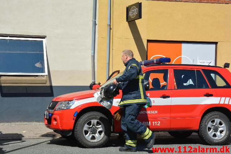 Brand i Lejlighed. Vardevej i Vejle. 02/07-2015. Kl. 15:06.