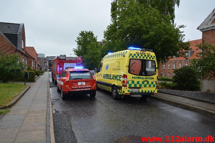 Brand i Etageejendom Bethaniavej i Jelling. 08/08-2015. Kl. 17:42.