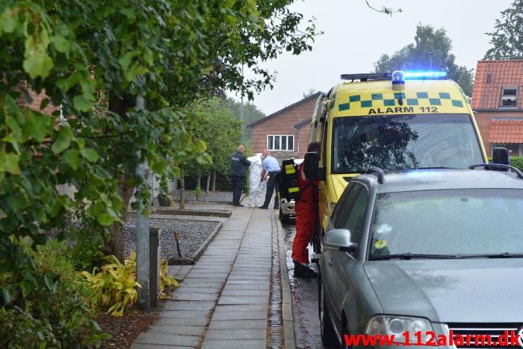 Brand i Etageejendom Bethaniavej i Jelling. 08/08-2015. Kl. 17:42.