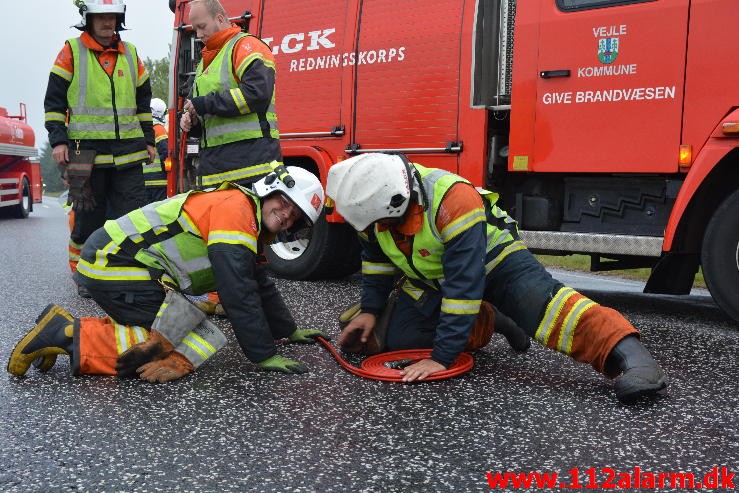 FUH med fastklemt. Tykhøjetvej ved Farre. 27/07-2015. Kl. 19:59.