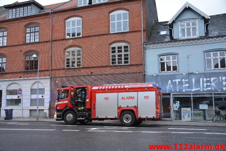 Brand i el installation. Vedelsgade 65 i Vejle. 28/07-2015. KL. 21:07.